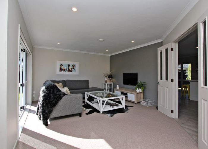  at 17 Whiting Crescent, Greenmeadows, Napier, Hawke's Bay