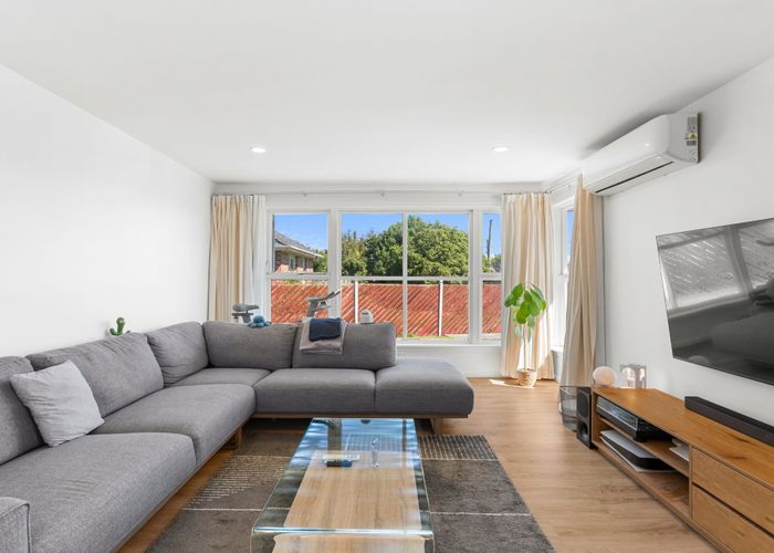  at 105 Springs Road, Hornby, Christchurch City, Canterbury