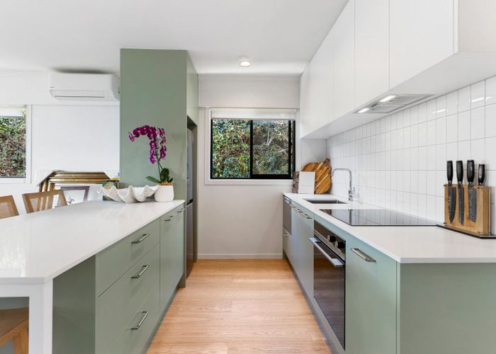  at 8/29 Sentinel Road, Herne Bay, Auckland City, Auckland