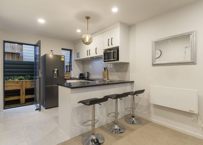  at 34/18 Hewlett Road, Massey, Waitakere City, Auckland