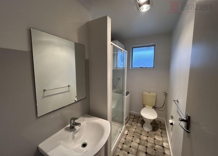  at 2/520 Hereford Street, Linwood, Christchurch City, Canterbury