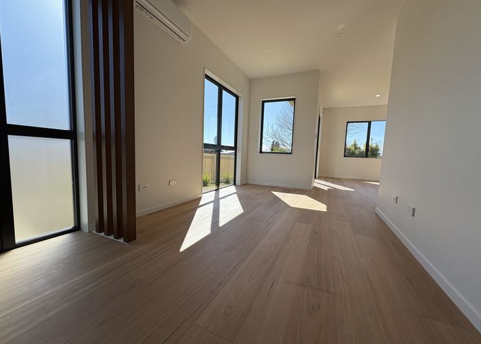  at 129A Oaktree Ave, Browns Bay, North Shore City, Auckland