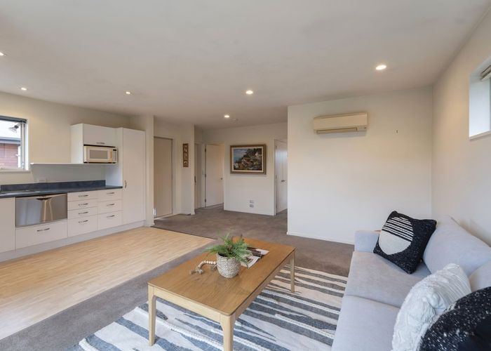  at 4/16 Third Street, Belfast, Christchurch