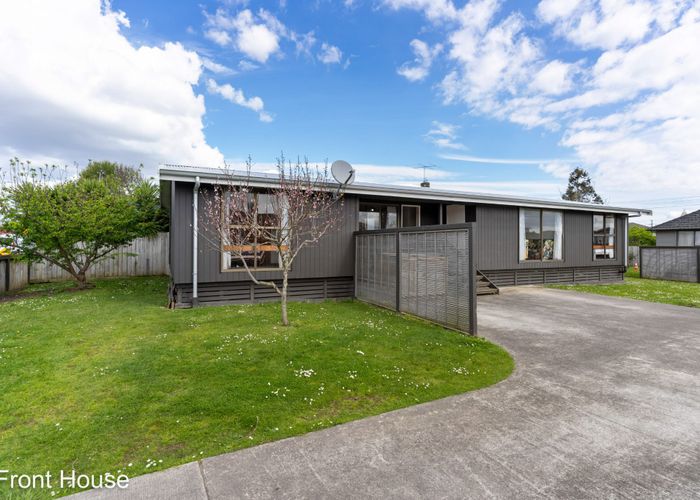  at 74 Cambridge Terrace, Papatoetoe, Auckland