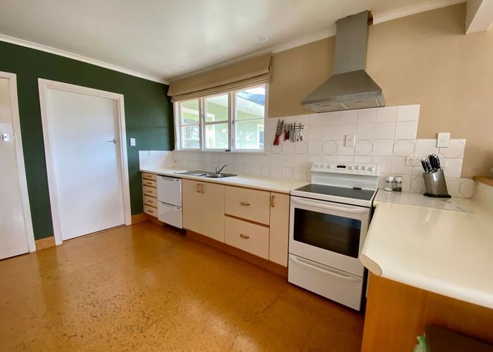  at 6A Surrey Crescent, Hokowhitu, Palmerston North, Manawatu / Whanganui