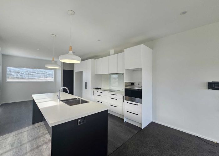  at 2/21 Blakes Road, Belfast, Christchurch