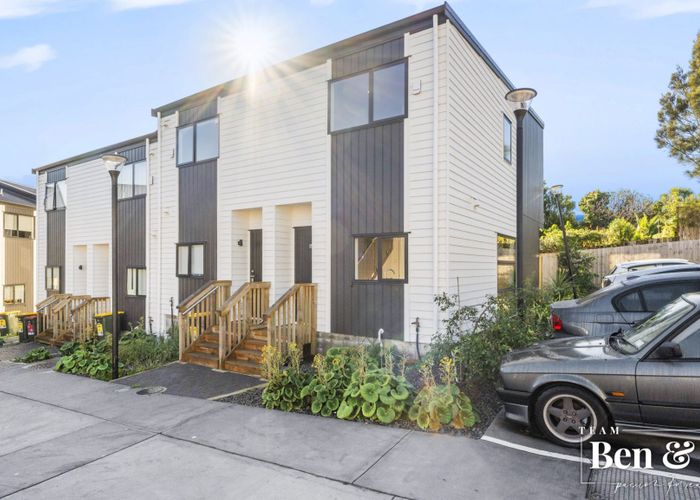  at 4/41 Mangere Road, Otahuhu, Auckland