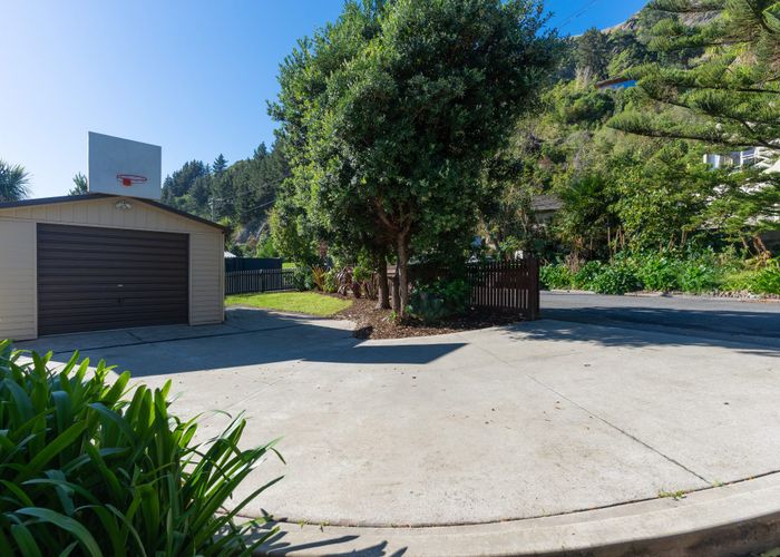  at 94 Heberden Avenue, Sumner, Christchurch