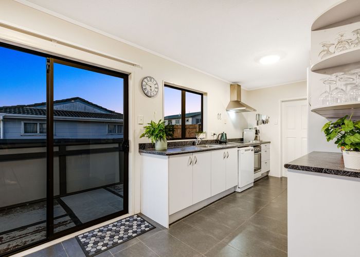 at 8 Outram Grove, Kelson, Lower Hutt, Wellington