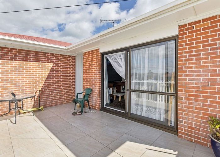  at 17 Thompson Terrace, Manurewa, Manukau City, Auckland
