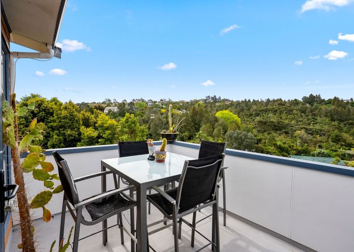  at 5a Piripiri Crescent, Torbay, North Shore City, Auckland