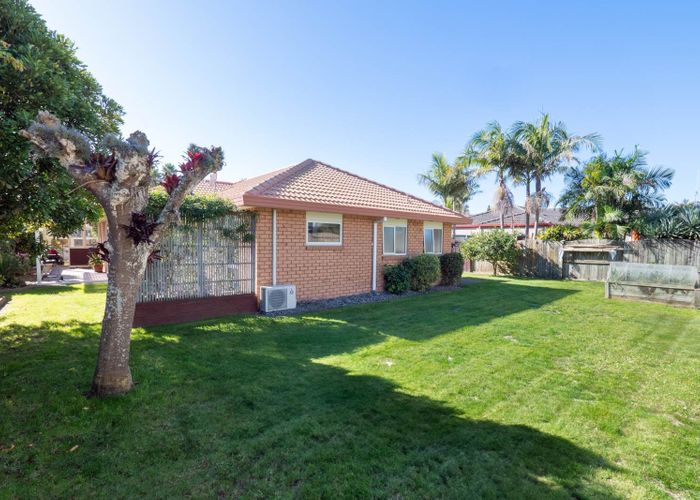  at 80 Gravatt Road, Papamoa Beach, Tauranga, Bay Of Plenty