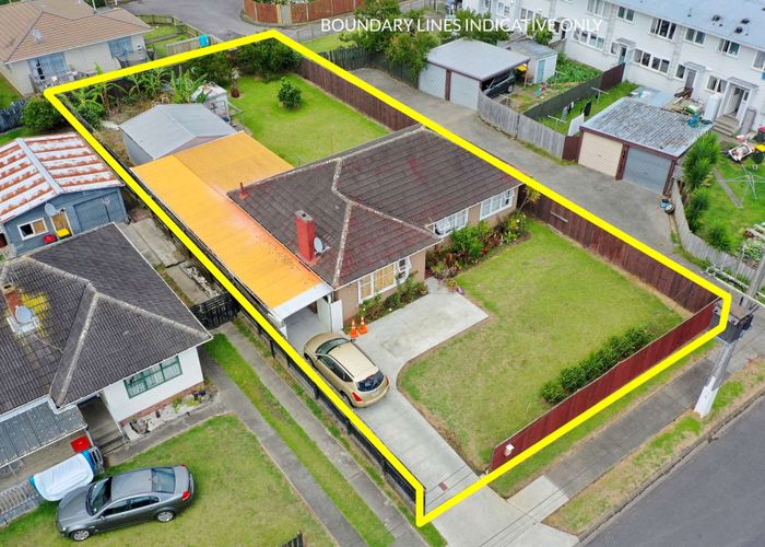  at 52 Williams Crescent, Otara, Auckland