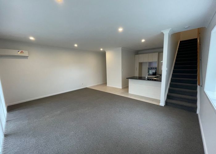  at 8/44 Carlos Drive, Flat Bush, Auckland