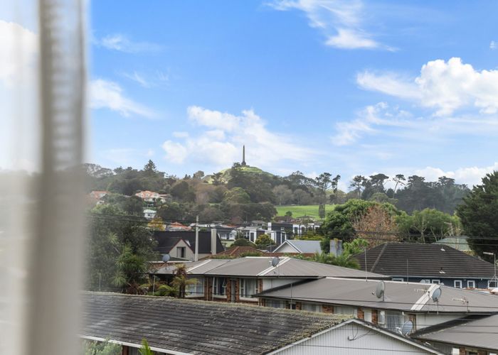  at 4/21A Mt Smart Road, Royal Oak, Auckland City, Auckland