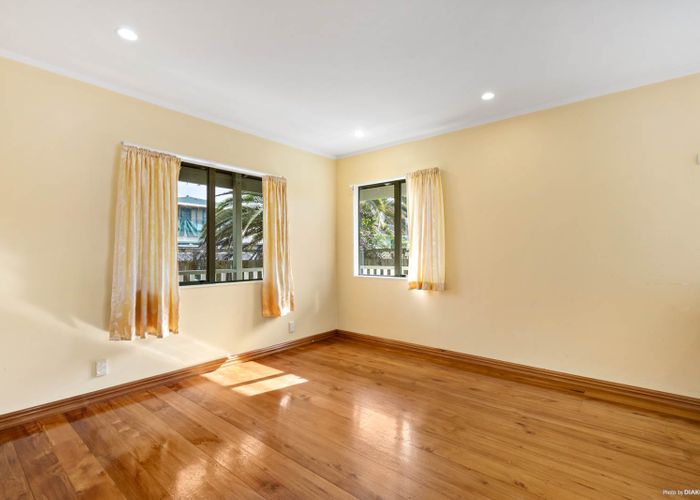  at 2/641 Richardson Road, Mount Roskill, Auckland