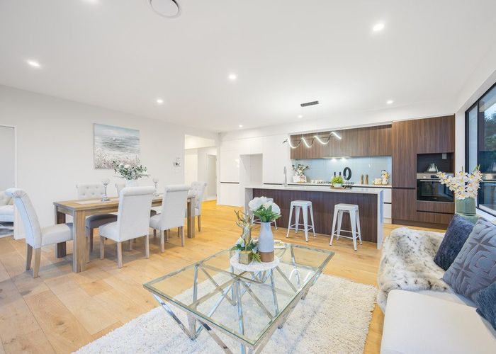  at 24 Ferntree Terrace, West Harbour, Auckland