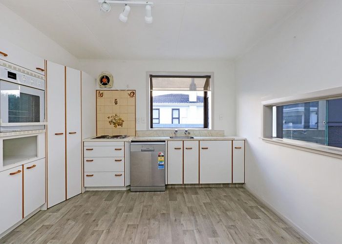  at 505 Collinge Road, Mayfair, Hastings
