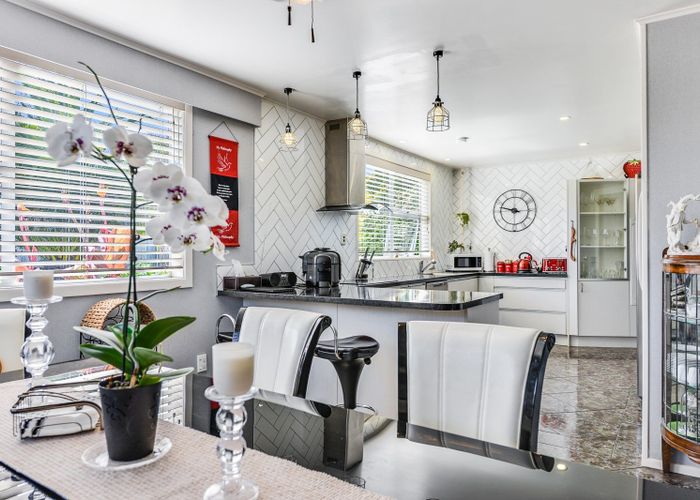  at 9 Woodlands Road, Gordonton