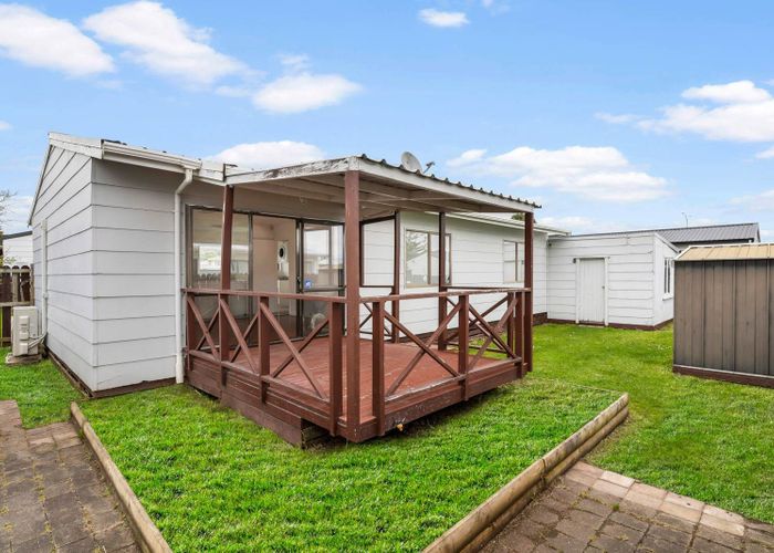  at 2/10 Trevor Hosken Drive, Wiri, Manukau City, Auckland