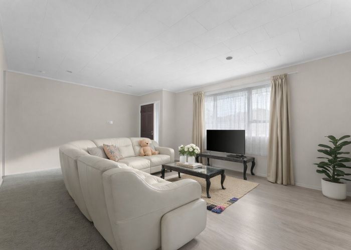  at 6 Landette Road, Manurewa, Manukau City, Auckland