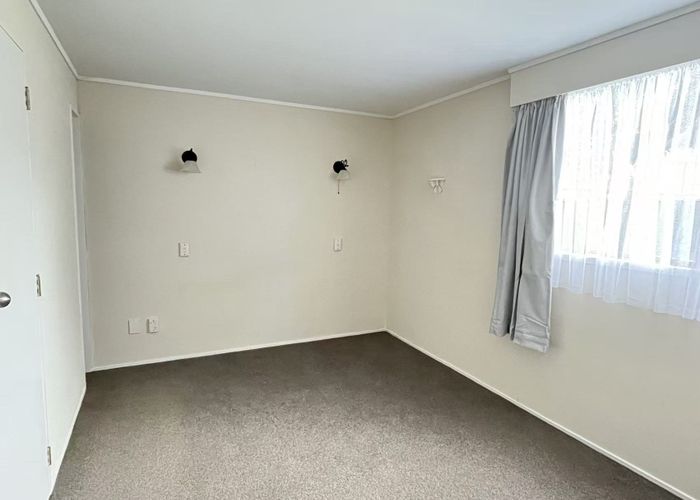  at 4/135 Bucklands Beach Road, Bucklands Beach, Manukau City, Auckland