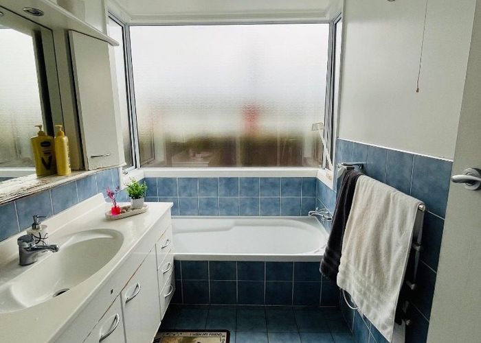  at 11 Gloaming Place, Sockburn, Christchurch City, Canterbury