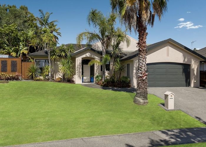  at 18 Dairyland Drive, East Tamaki Heights, Auckland