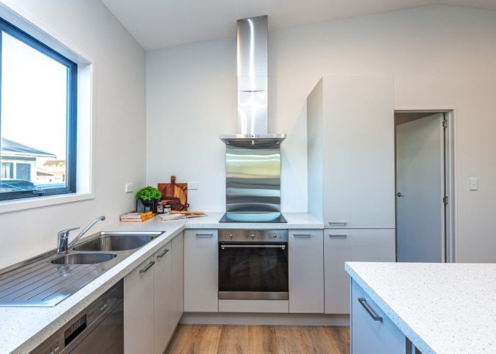  at 99 and 99A Devon Road, Springvale, Whanganui, Manawatu / Whanganui