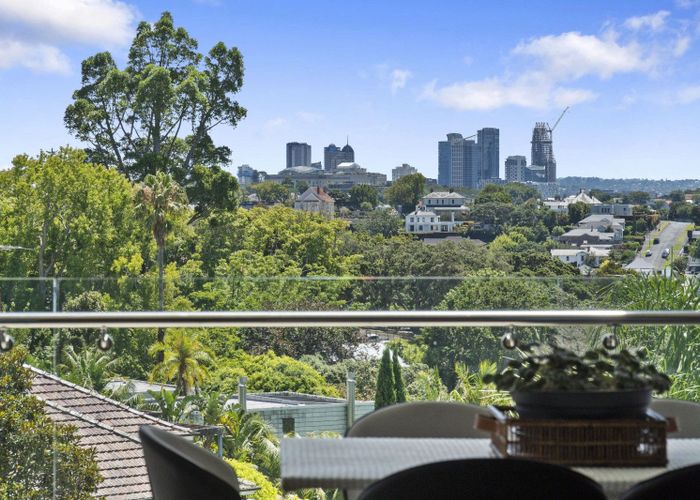  at 204/308 Remuera Road, Remuera, Auckland City, Auckland