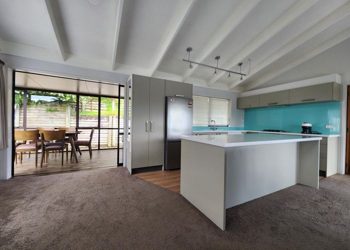  at 6 Winstone Place, Highlands Park, New Plymouth, Taranaki