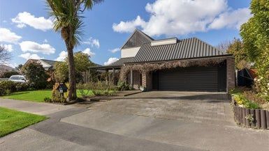  at 4 Godfrey Place, Ilam, Christchurch