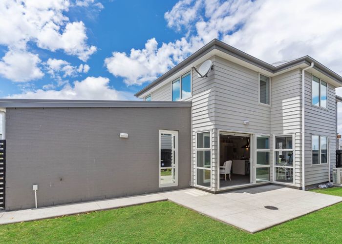  at 22 Soaring Bird Drive, Takanini, Auckland