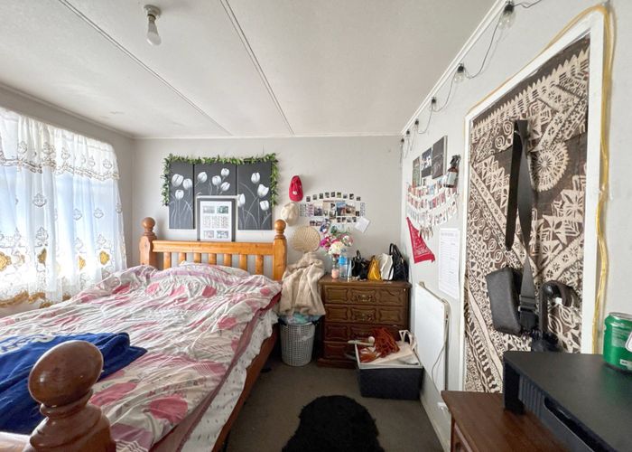  at 28 Ropata Av, Point England, Auckland City, Auckland