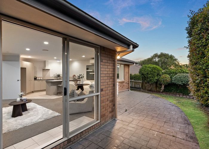  at 5 Sunvista Avenue, Oteha, North Shore City, Auckland