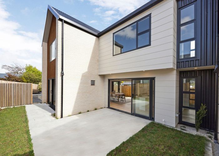  at 4/15 Lake Domain Drive, Hamilton Lake, Hamilton, Waikato