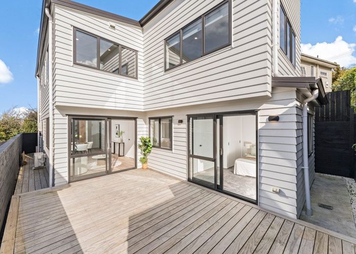  at 83B Penzance Road, Mairangi Bay, North Shore City, Auckland