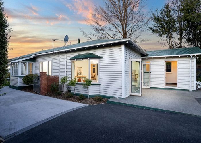  at 84 Corson Avenue, Beckenham, Christchurch City, Canterbury
