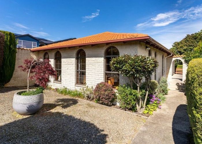  at 240 Larnach Road, Waverley, Dunedin