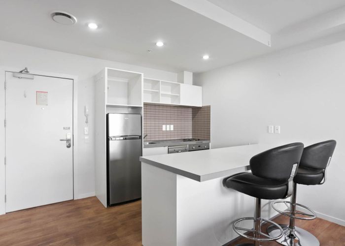  at 907/20 McCrae Way, New Lynn, Waitakere City, Auckland