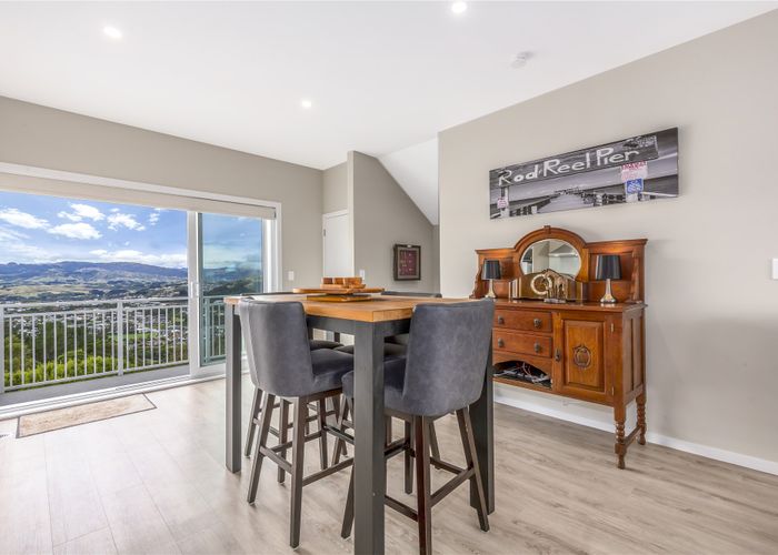  at 4 Kopua PL, Whitby, Porirua