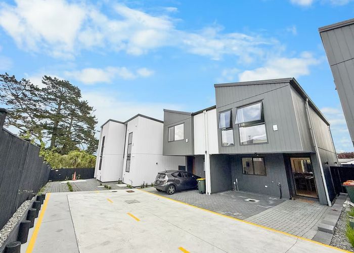  at 8 Nedlands Place, Burswood, Manukau City, Auckland