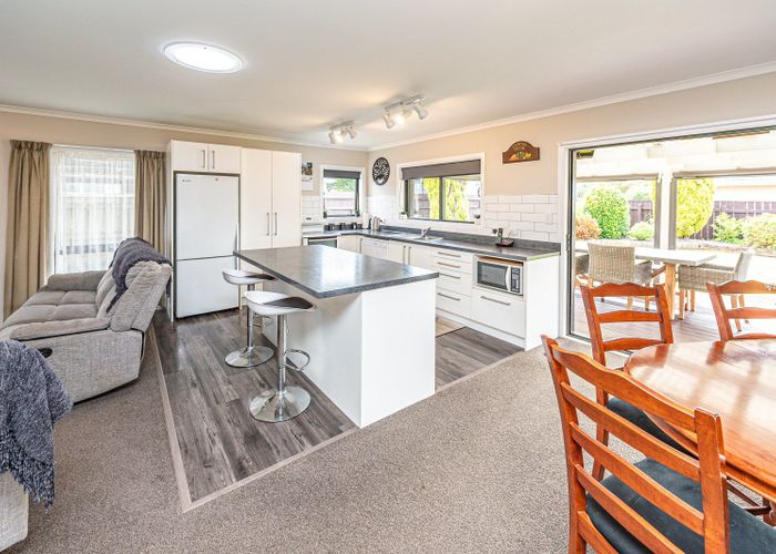  at 10 Kakaho Drive, Tawhero, Whanganui, Manawatu / Whanganui