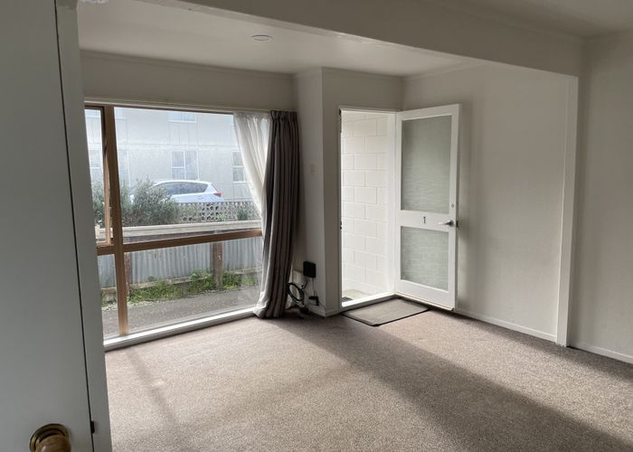  at 1/133 Queens Drive, Lyall Bay, Wellington, Wellington