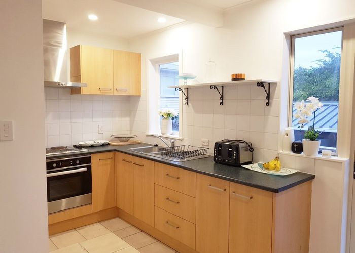  at 44 Kelman Road, Kelston, Auckland