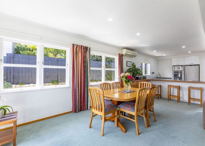  at 16 Gladstone Road, Bluff Hill, Napier