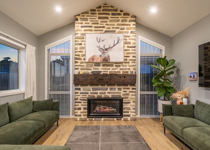  at 22 Hopkirk Avenue, Wallaceville, Upper Hutt, Wellington