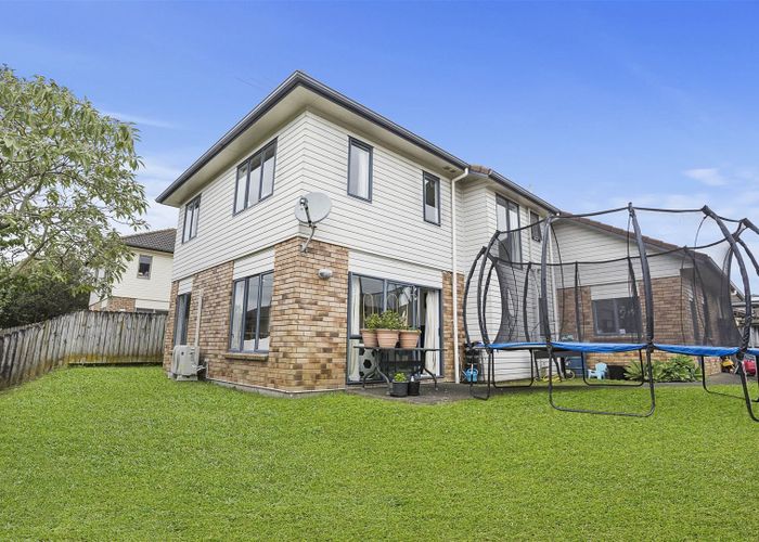  at 18 Carrick Glen Avenue, Flat Bush, Auckland