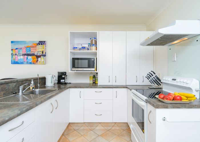  at 8 Foxtail Fern, Kelvin Grove, Palmerston North