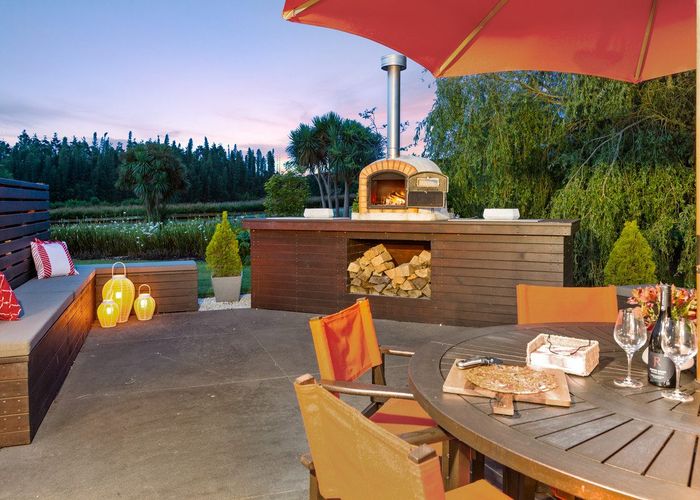  at 139 Richmond Road, Brixton, New Plymouth, Taranaki